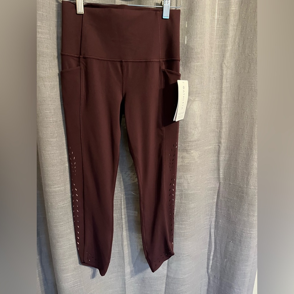 Athleta Salutation Stash Pocket II Laser Cut 7/8 Tight, NWT